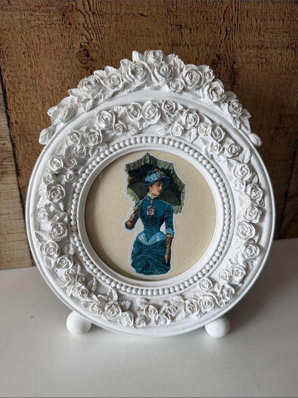 White Rose Embellished Round Frame with Victorian Lady Art